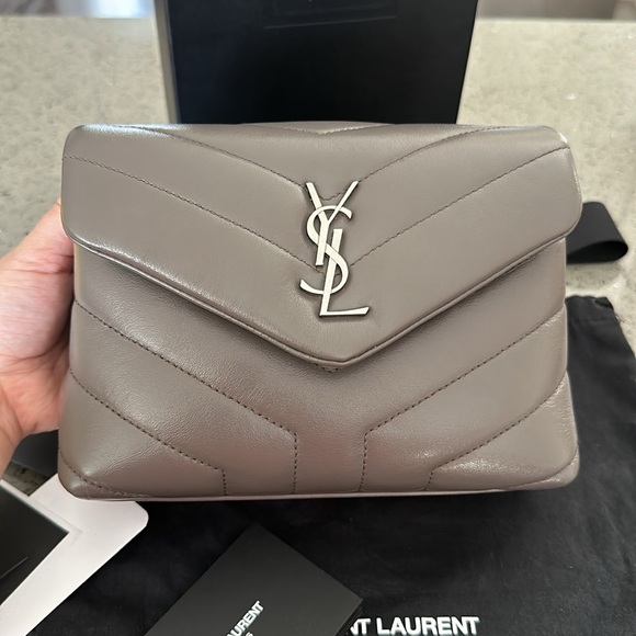 Authentic Saint Laurent Toy Lou Lou in quilted leather - Picture 7 of 15